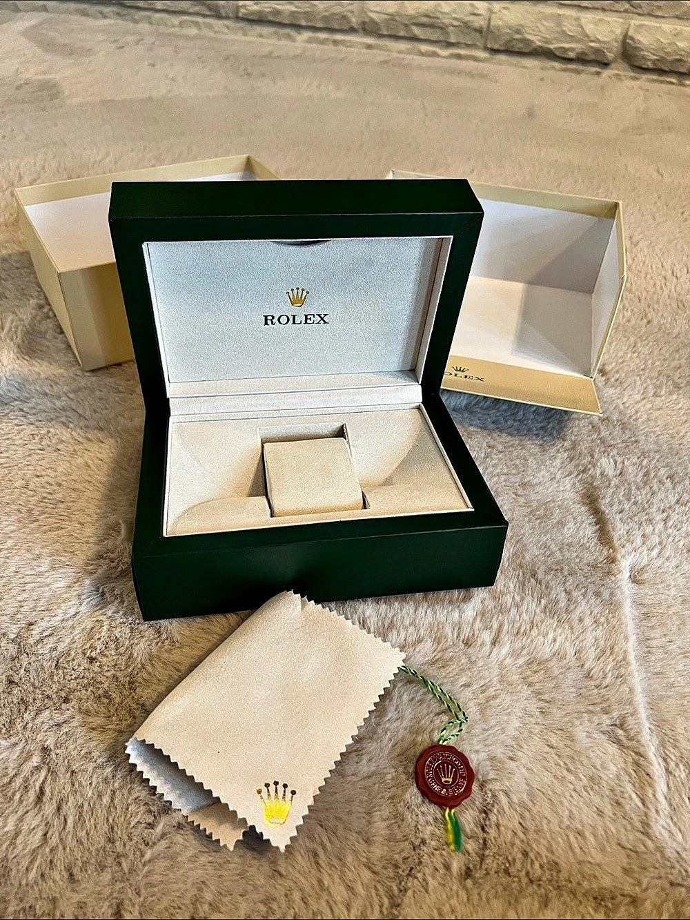Rolex Large Green Wave Watch Box Set Green & Cream
